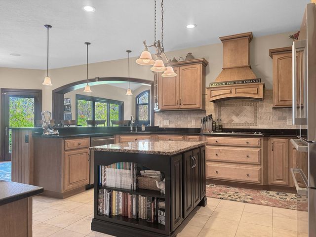 4096 Middle Urbana Road, Urbana, OH 43078