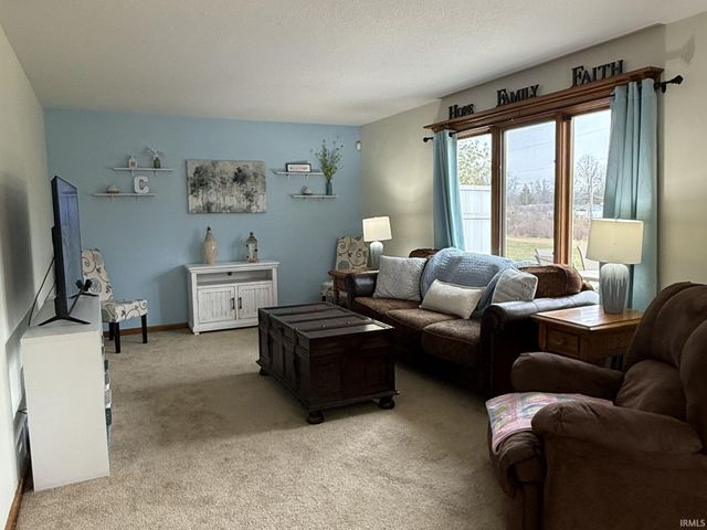 5703 Dennison Drive, Fort Wayne, IN 46835