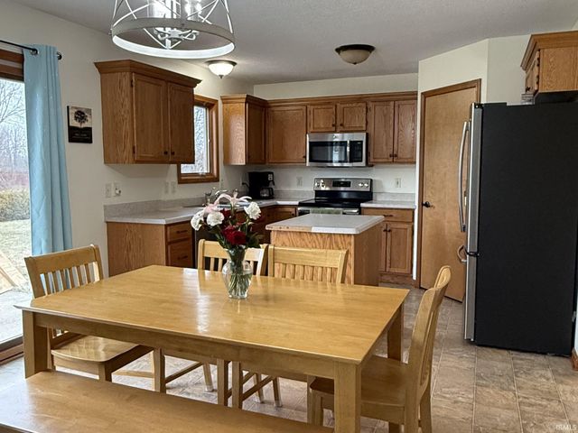 5703 Dennison Drive, Fort Wayne, IN 46835