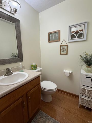 5703 Dennison Drive, Fort Wayne, IN 46835