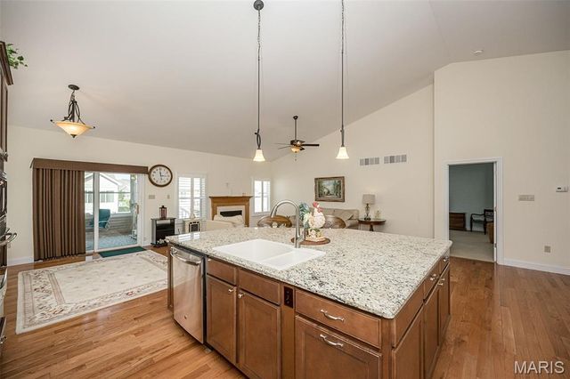 1210 Emerald Gardens Drive, St Peters, MO 63376