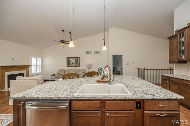 1210 Emerald Gardens Drive, St Peters, MO 63376