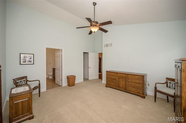 1210 Emerald Gardens Drive, St Peters, MO 63376