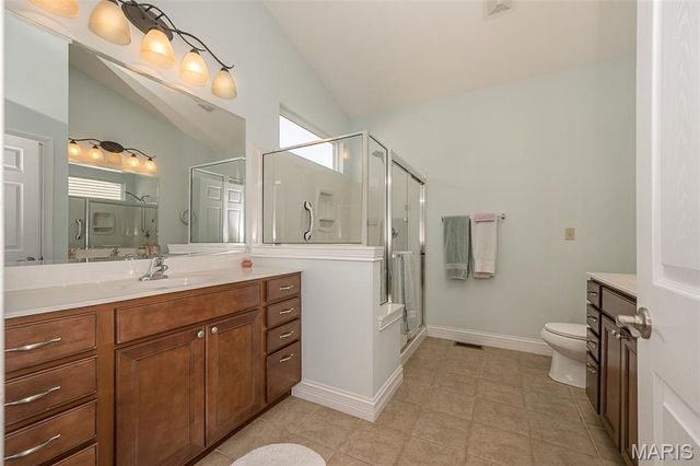 1210 Emerald Gardens Drive, St Peters, MO 63376