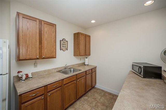 1210 Emerald Gardens Drive, St Peters, MO 63376