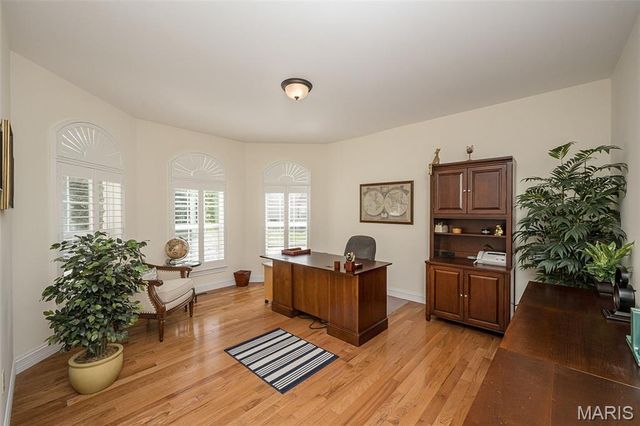 1210 Emerald Gardens Drive, St Peters, MO 63376