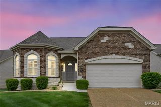 1210 Emerald Gardens Drive, St Peters, MO 63376