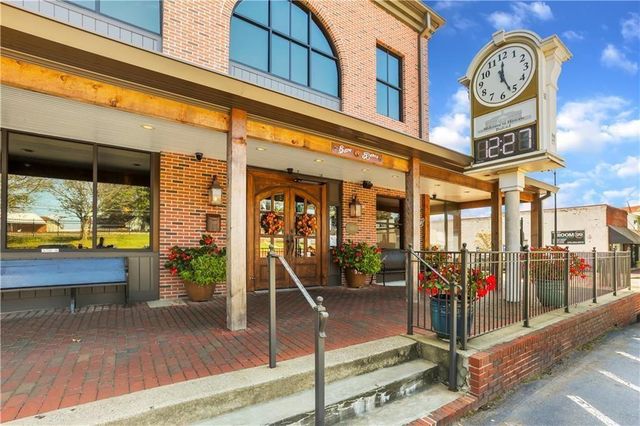 1823 Piney Bend Drive, Buford, GA 30518