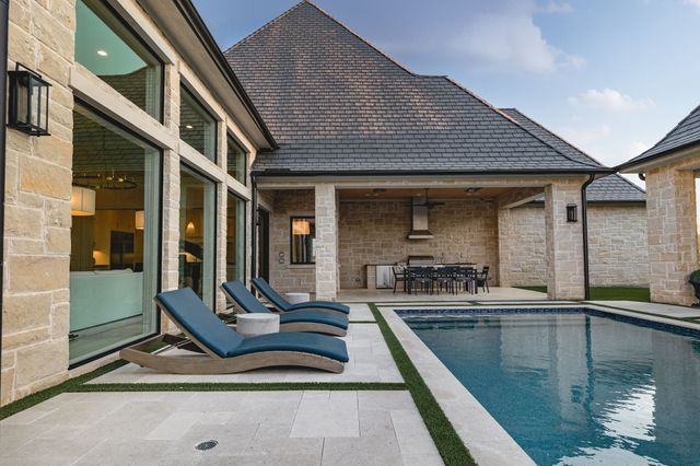 12425 Farmstead Drive, Frisco, TX 75033