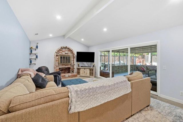 1173 Ortega Circle, Gilroy, CA 95020