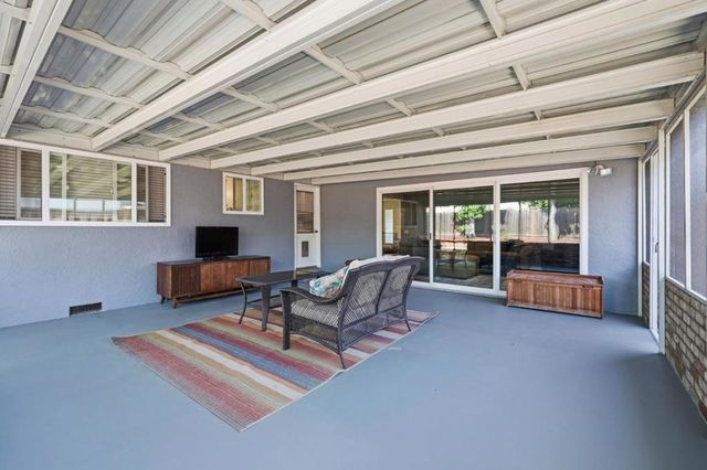 1173 Ortega Circle, Gilroy, CA 95020