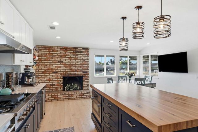 1173 Ortega Circle, Gilroy, CA 95020