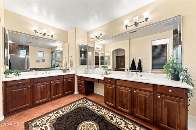 18021 W LAS CRUCES Drive, Goodyear, AZ 85338