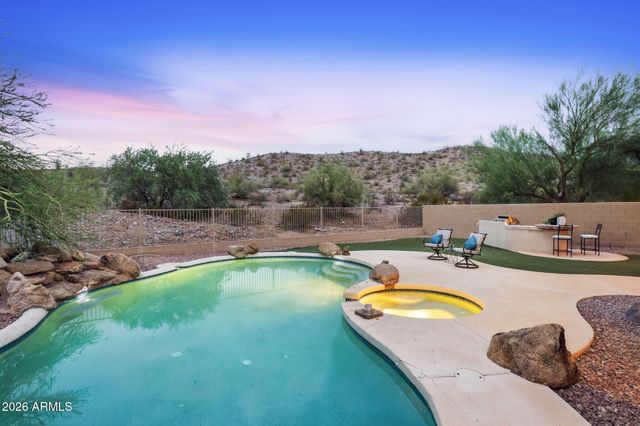 18021 W LAS CRUCES Drive, Goodyear, AZ 85338