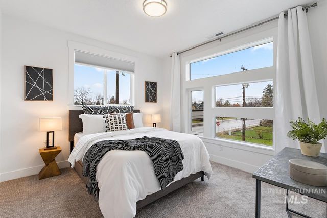 599 W Warren St, Boise, ID 83706