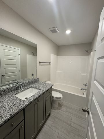 203 Mountaindale Dr, Smyrna, TN 37167