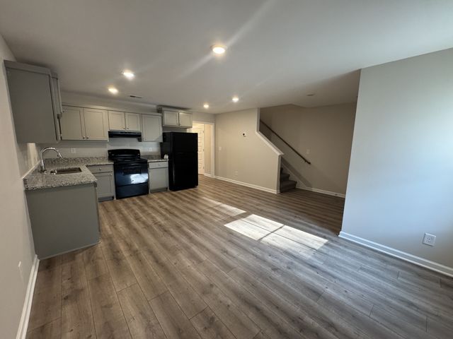 203 Mountaindale Dr, Smyrna, TN 37167