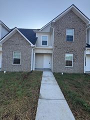 203 Mountaindale Dr, Smyrna, TN 37167