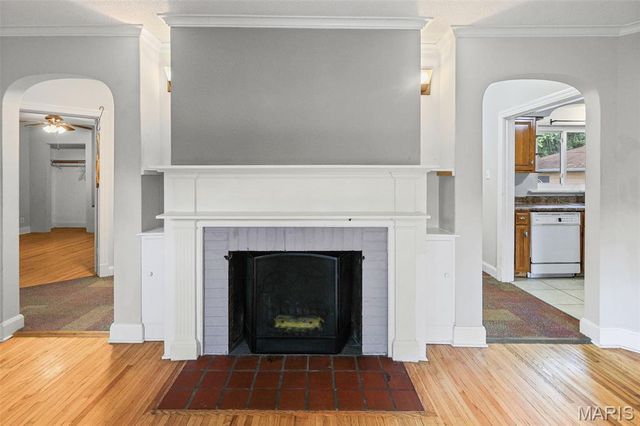 308 Carlyle Avenue, Belleville, IL 62221