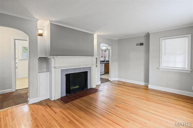308 Carlyle Avenue, Belleville, IL 62221
