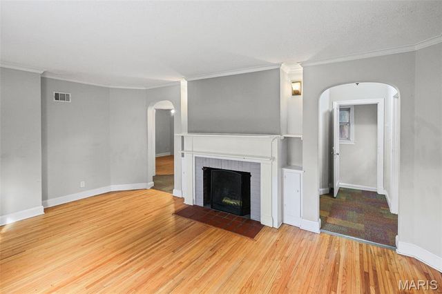 308 Carlyle Avenue, Belleville, IL 62221