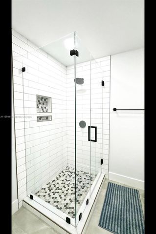 13513 SW 5th St, Miami, FL 33184