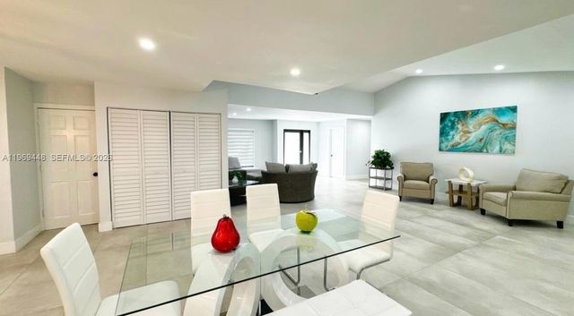 13513 SW 5th St, Miami, FL 33184