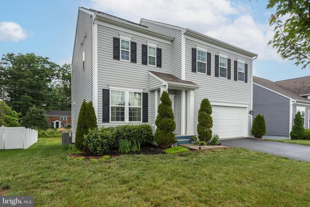 111 SOVEREIGN CT, Winchester, VA 22602