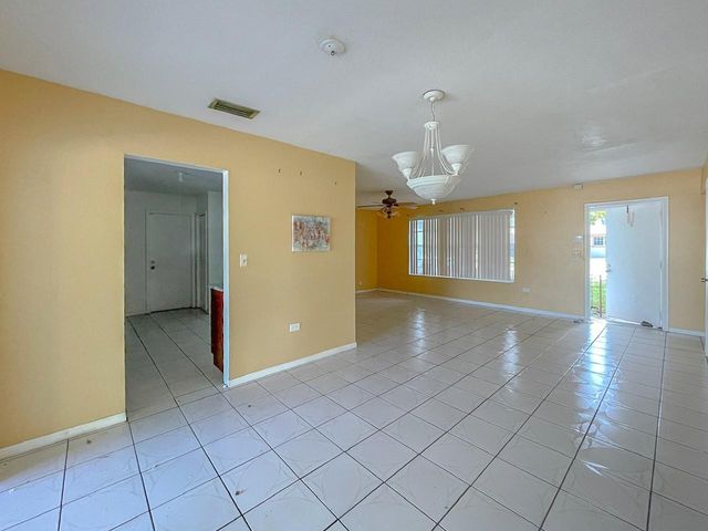 2421 NW 63rd Avenue, Sunrise, FL 33313