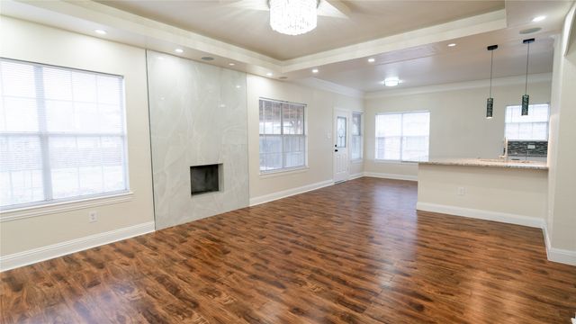 805 E Grubb Drive, Mesquite, TX 75149