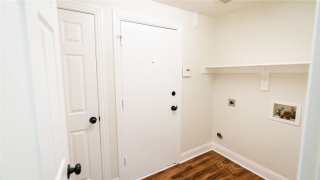 805 E Grubb Drive, Mesquite, TX 75149