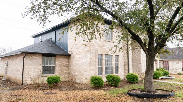 805 E Grubb Drive, Mesquite, TX 75149
