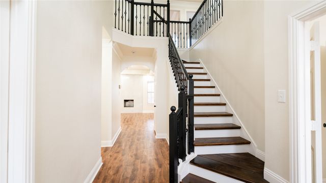 805 E Grubb Drive, Mesquite, TX 75149