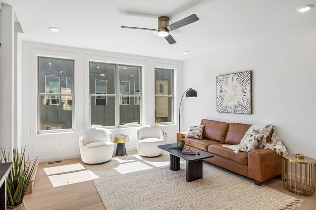 455 Wildwood Hts, Nashville, TN 37207