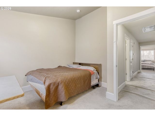 18465 Sw STEPPING STONE Dr 11, Beaverton, OR 97003