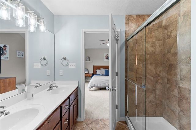 4128 Cades Cove, Leavenworth, KS 66048