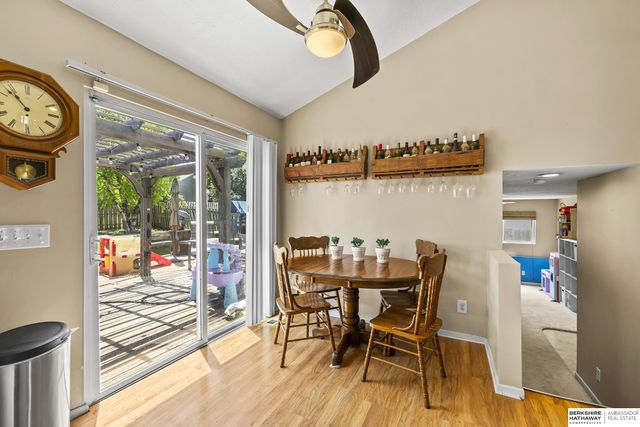 13021 Vernon Avenue, Omaha, NE 68164