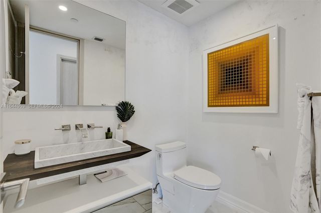 3000 Island Boulevard PH-4, Aventura, FL 33160