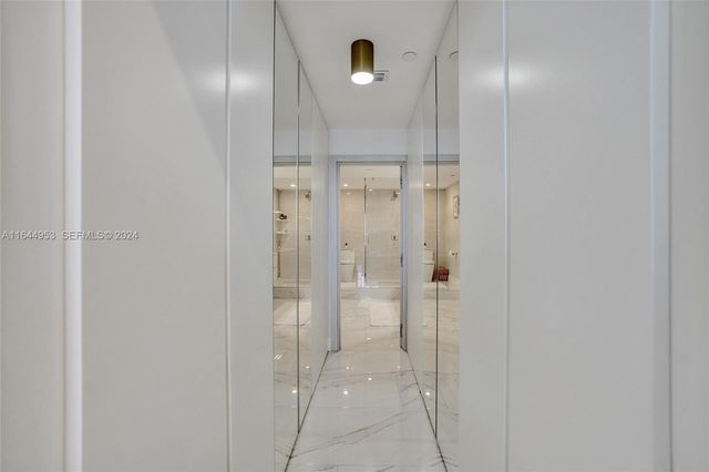 3000 Island Boulevard PH-4, Aventura, FL 33160