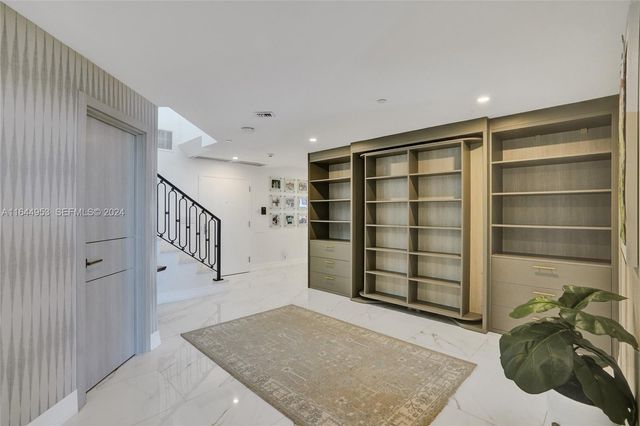 3000 Island Boulevard PH-4, Aventura, FL 33160