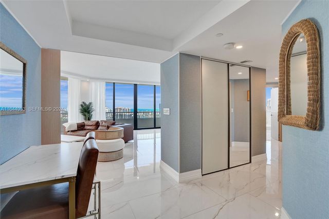 3000 Island Boulevard PH-4, Aventura, FL 33160