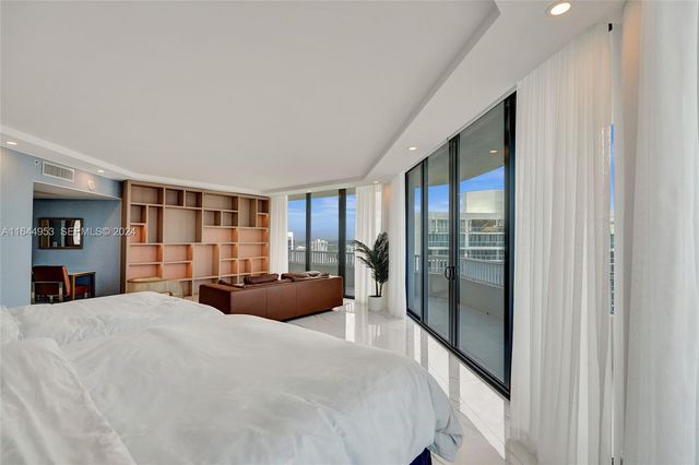 3000 Island Boulevard PH-4, Aventura, FL 33160