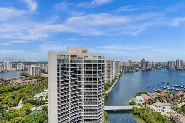 3000 Island Boulevard PH-4, Aventura, FL 33160