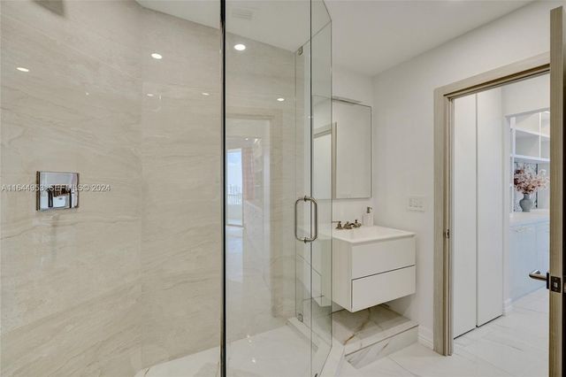 3000 Island Boulevard PH-4, Aventura, FL 33160