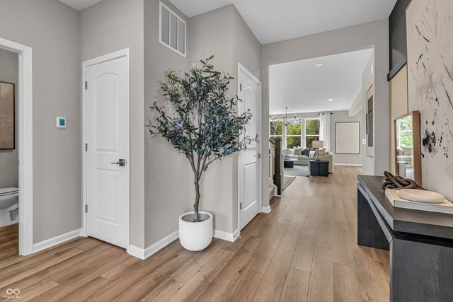1627 Longleaf Street, Avon, IN 46123