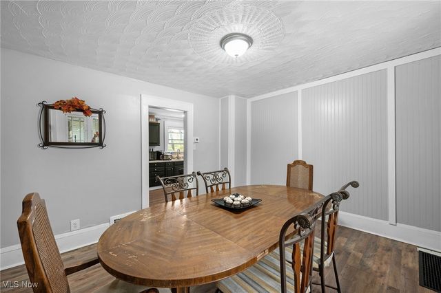 910 Bye Street, Akron, OH 44320