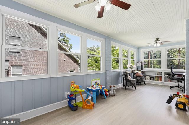 2504 SEMINARY RD, Silver Spring, MD 20910
