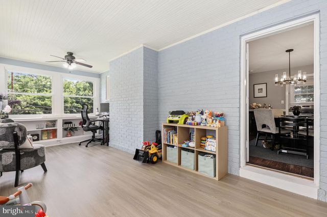 2504 SEMINARY RD, Silver Spring, MD 20910