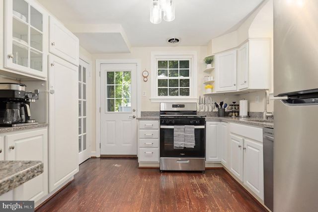2504 SEMINARY RD, Silver Spring, MD 20910