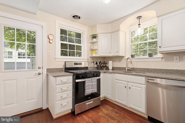 2504 SEMINARY RD, Silver Spring, MD 20910